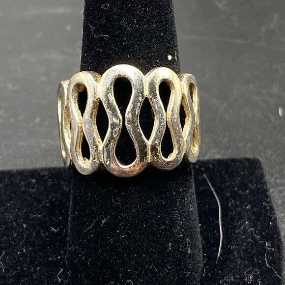 Sterling silver 925 FAS marked swirl ring significant in size see pic for size - Picture 9 of 9